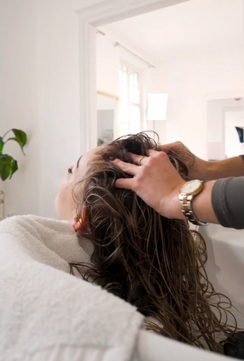 Massage cuir chevelu